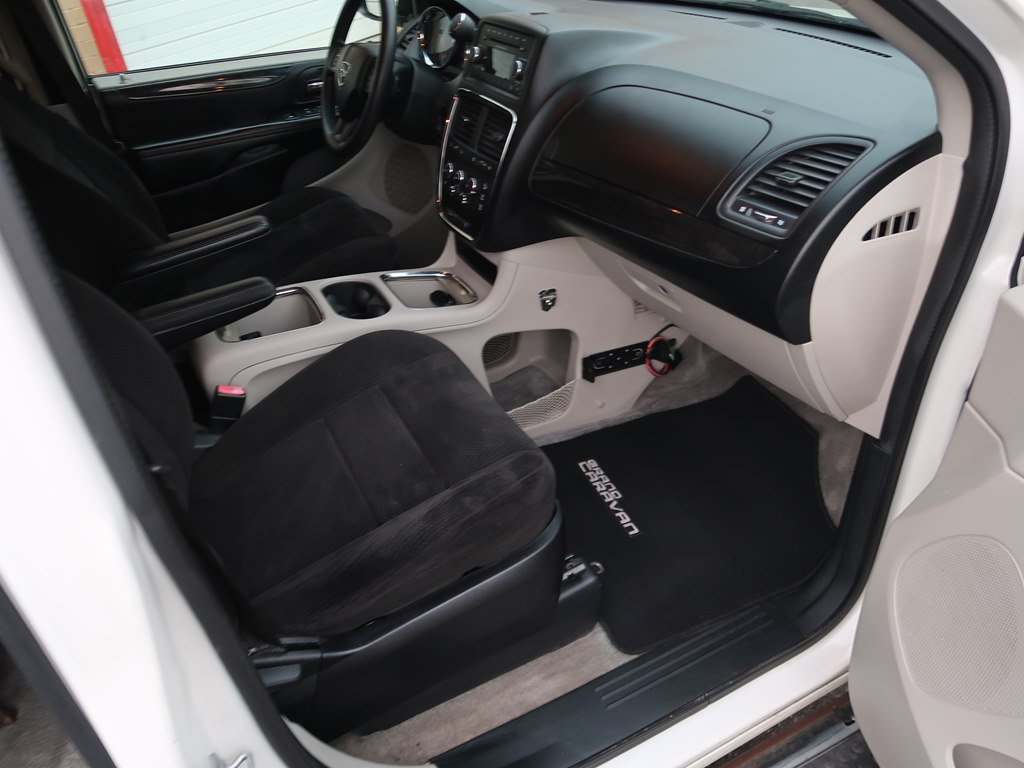 Photo 40 of this DODGE GRAND CARAVAN