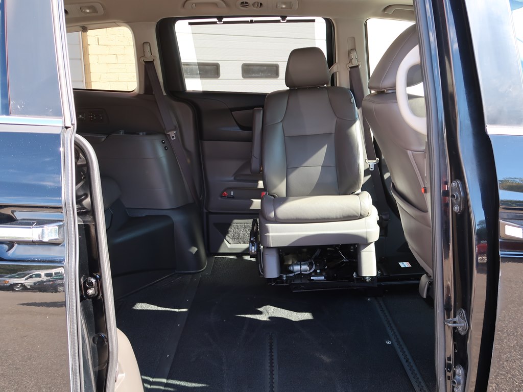 Photo 68 of this HONDA ODYSSEY