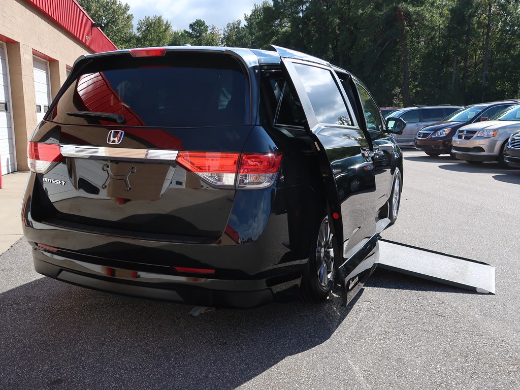 Photo 39 of this HONDA ODYSSEY