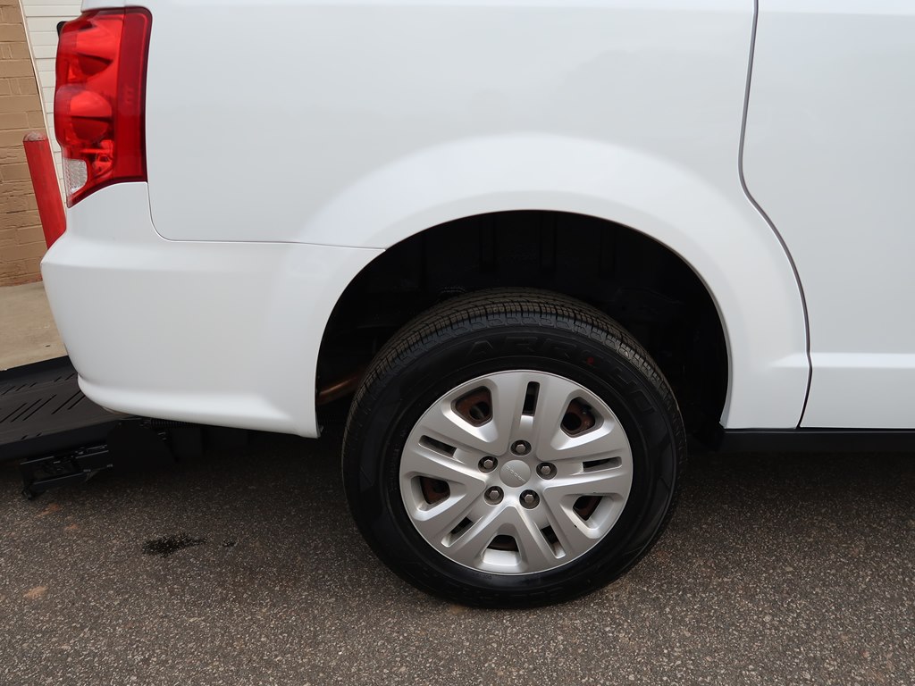 Photo 53 of this DODGE GRAND CARAVAN