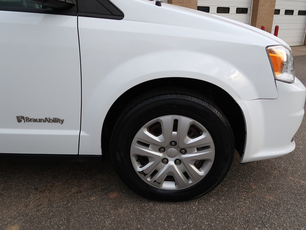 Photo 52 of this DODGE GRAND CARAVAN