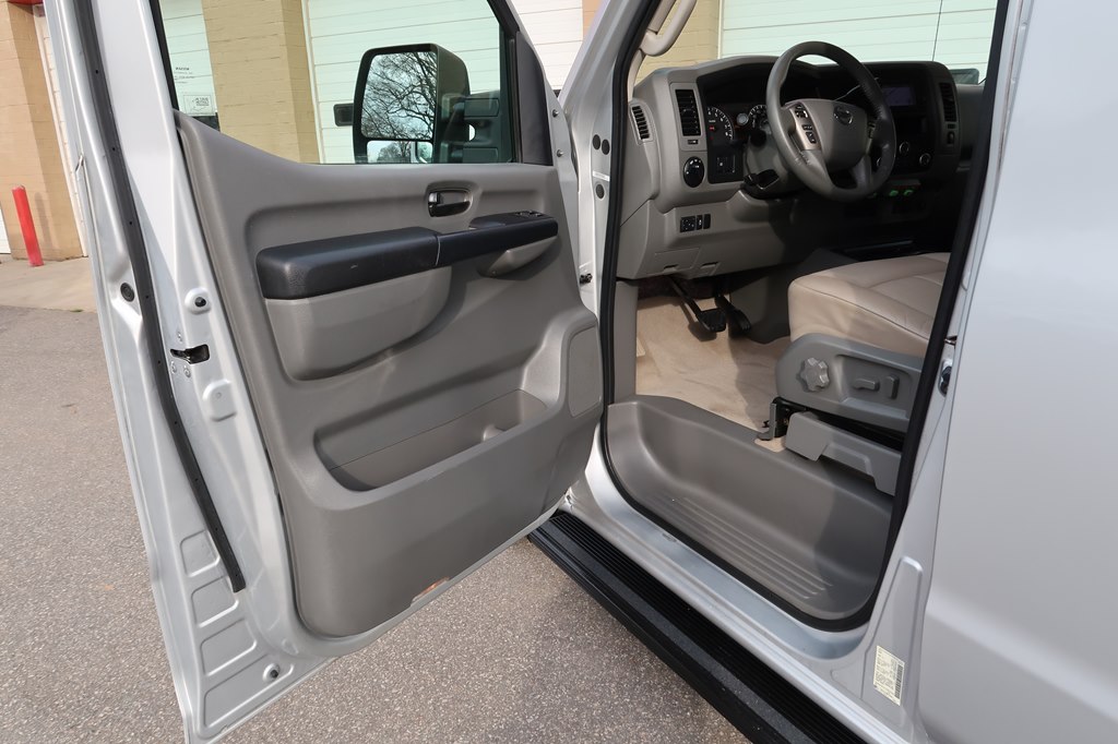 NISSAN NV 2012 NISSAN NV 5BZAF0AA7CN200780
