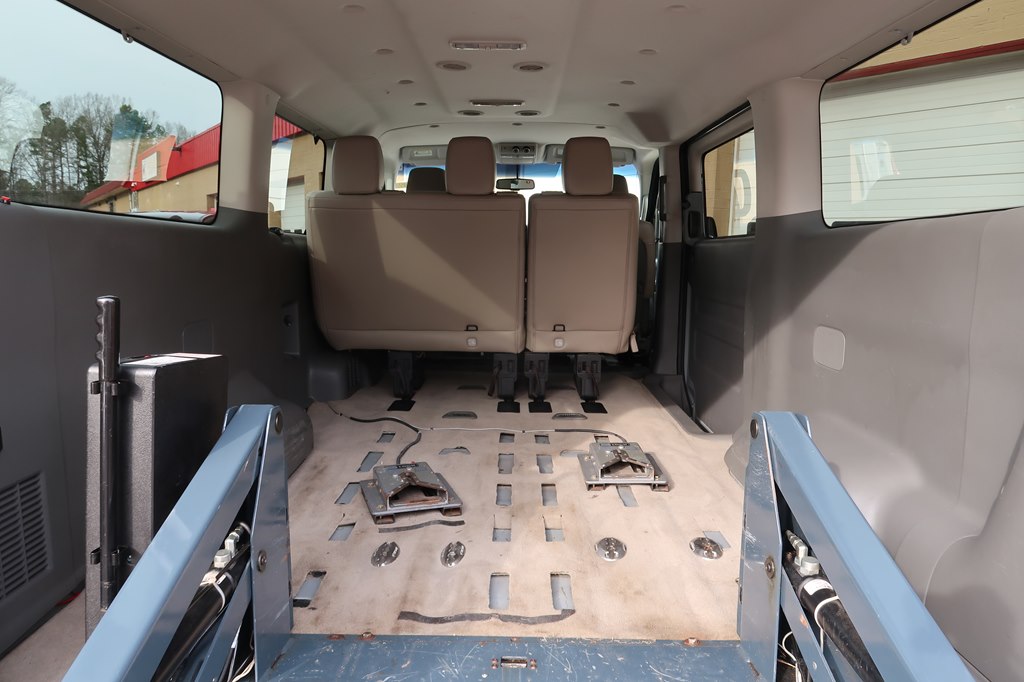 NISSAN NV 2012 NISSAN NV 5BZAF0AA7CN200780
