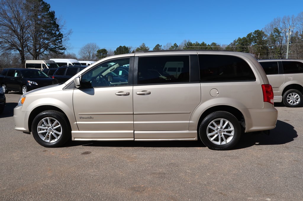 Photo 22 of this DODGE GRAND CARAVAN