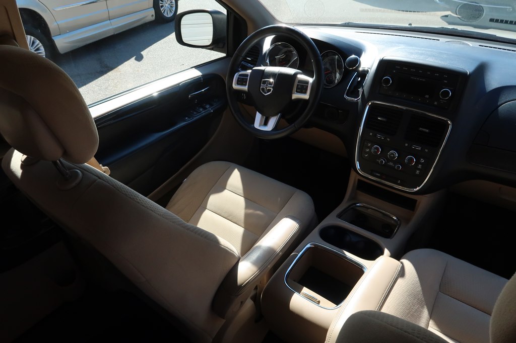 Photo 52 of this DODGE GRAND CARAVAN