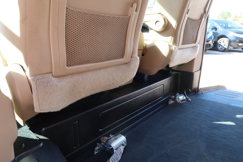 Photo 9 of this DODGE GRAND CARAVAN