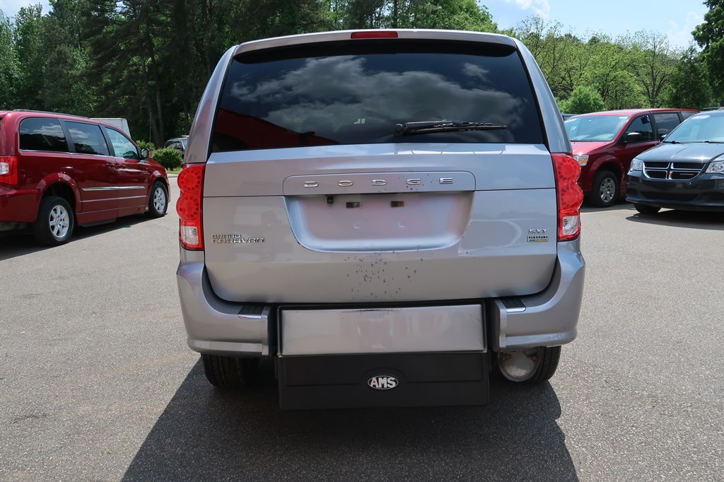 Photo 14 of this DODGE GRAND CARAVAN