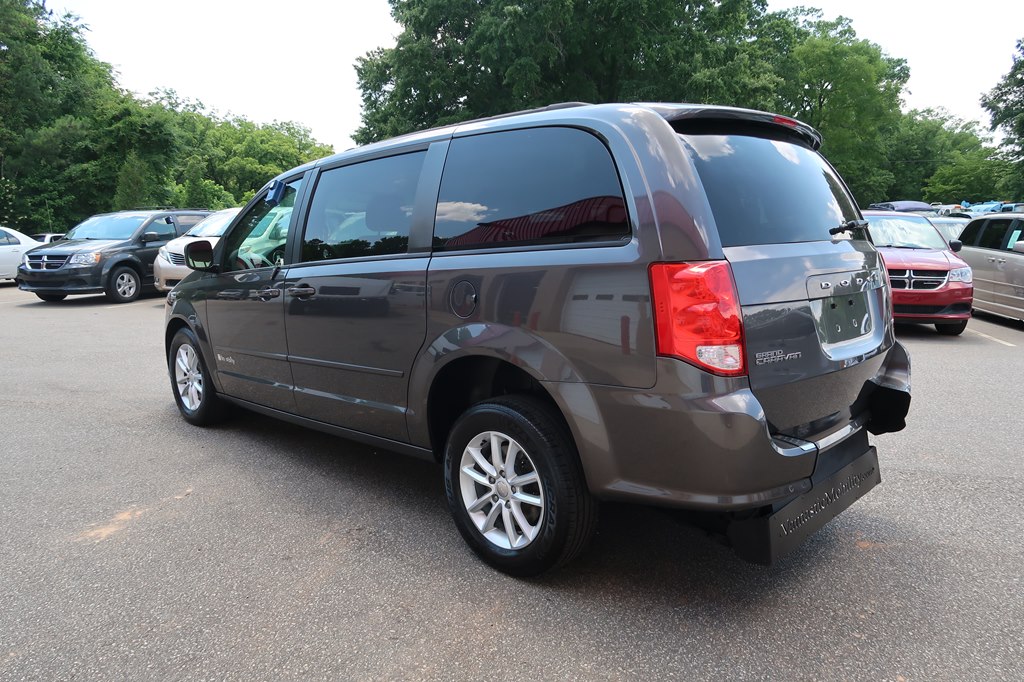 Photo 15 of this DODGE GRAND CARAVAN