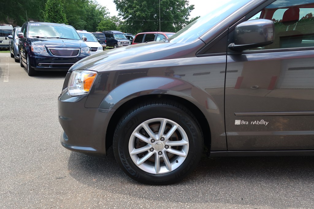 Photo 62 of this DODGE GRAND CARAVAN