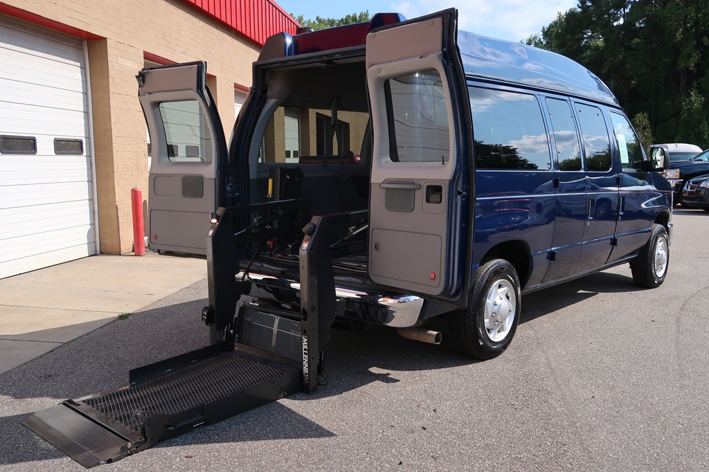 FORD ECONOLINE 2010 FORD ECONOLINE 1FMNE1BL0ADA87487