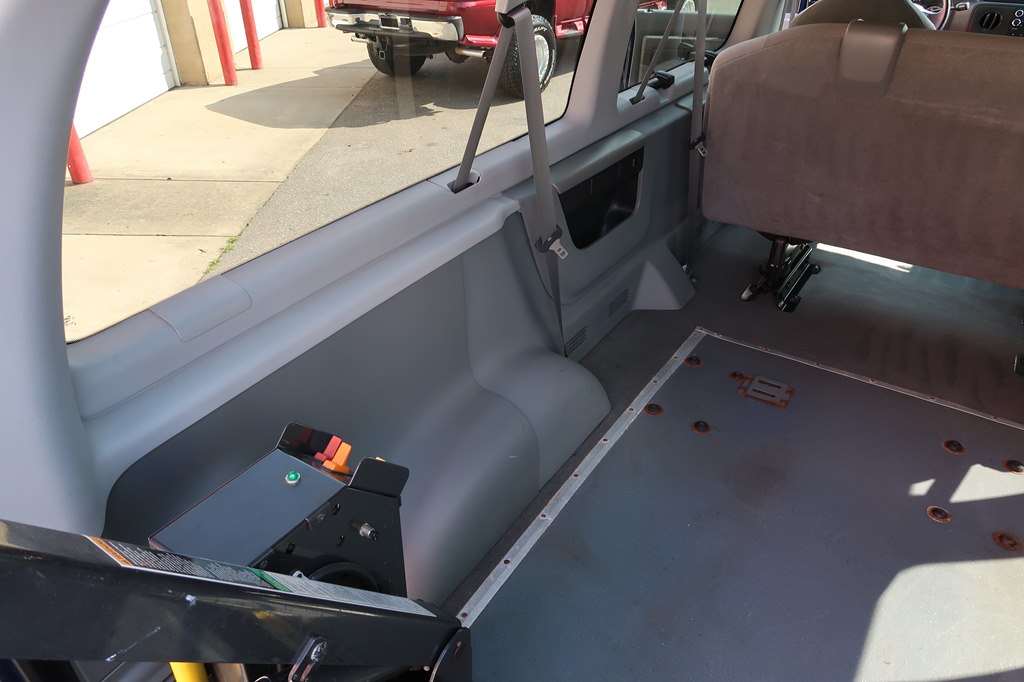 FORD ECONOLINE 2010 FORD ECONOLINE 1FMNE1BL0ADA87487