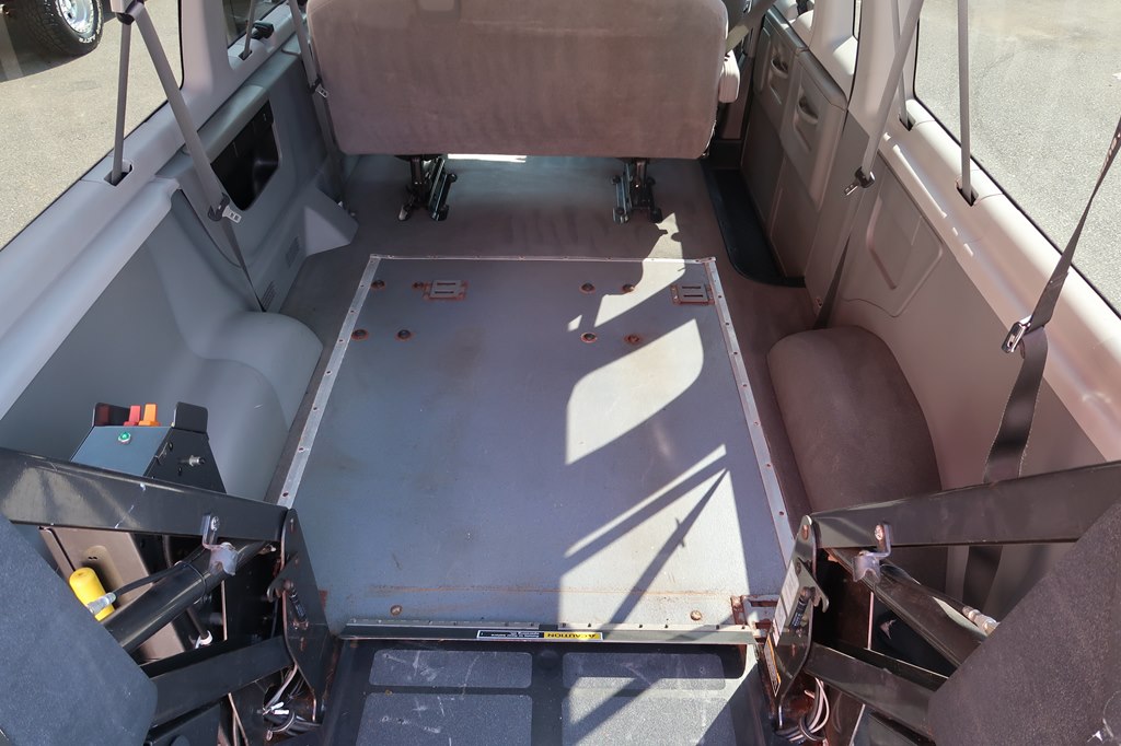 FORD ECONOLINE 2010 FORD ECONOLINE 1FMNE1BL0ADA87487