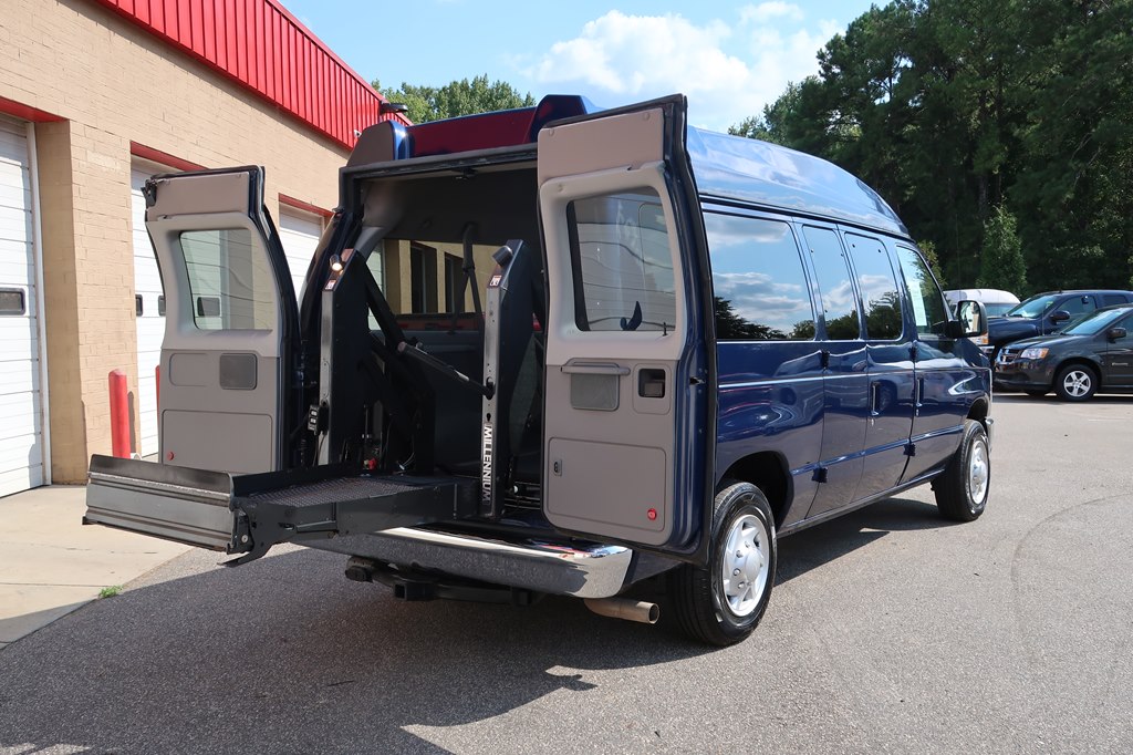 FORD ECONOLINE 2010 FORD ECONOLINE 1FMNE1BL0ADA87487