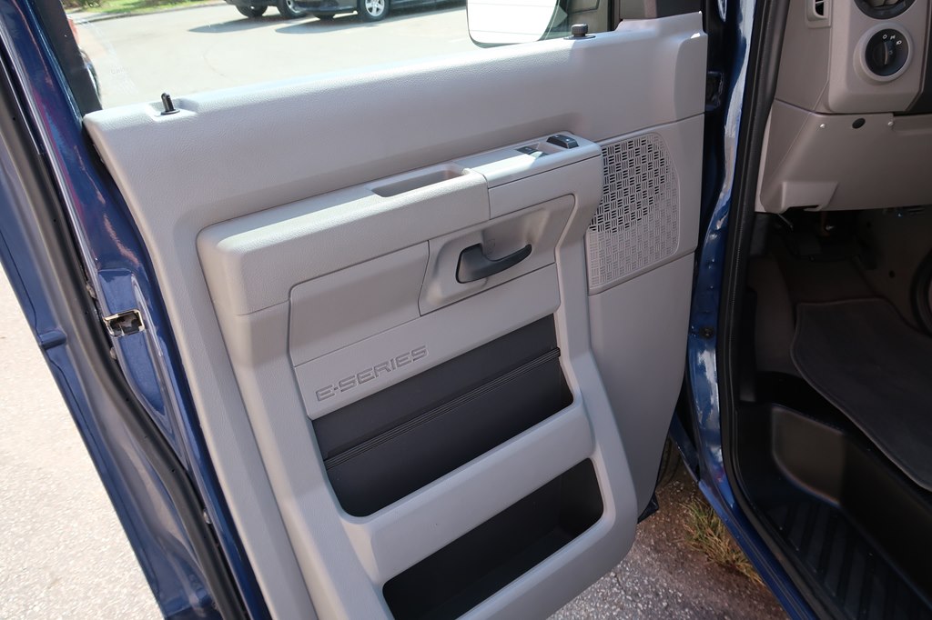 FORD ECONOLINE 2010 FORD ECONOLINE 1FMNE1BL0ADA87487