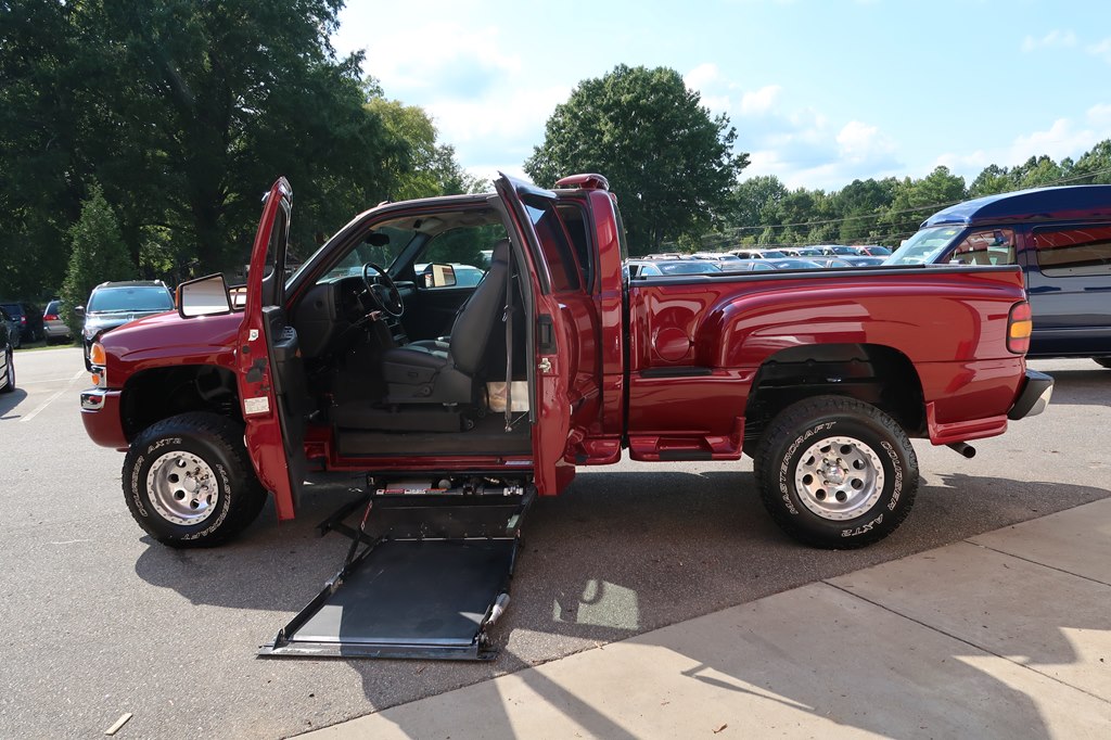 GMC W/ SUPERCHARGER STEPSIDE - TRUC 2004 GMC W/ SUPERCHARGER STEPSIDE - TRUC 1GTEC19TX4Z226581