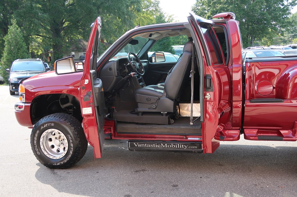 GMC W/ SUPERCHARGER STEPSIDE - TRUC 2004 GMC W/ SUPERCHARGER STEPSIDE - TRUC 1GTEC19TX4Z226581