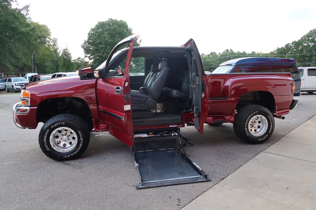 GMC W/ SUPERCHARGER STEPSIDE - TRUC 2004 GMC W/ SUPERCHARGER STEPSIDE - TRUC 1GTEC19TX4Z226581