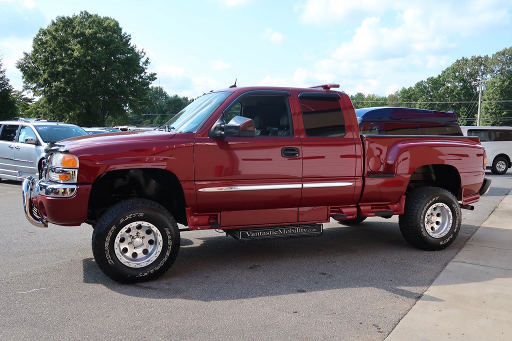 GMC W/ SUPERCHARGER STEPSIDE - TRUC 2004 GMC W/ SUPERCHARGER STEPSIDE - TRUC 1GTEC19TX4Z226581