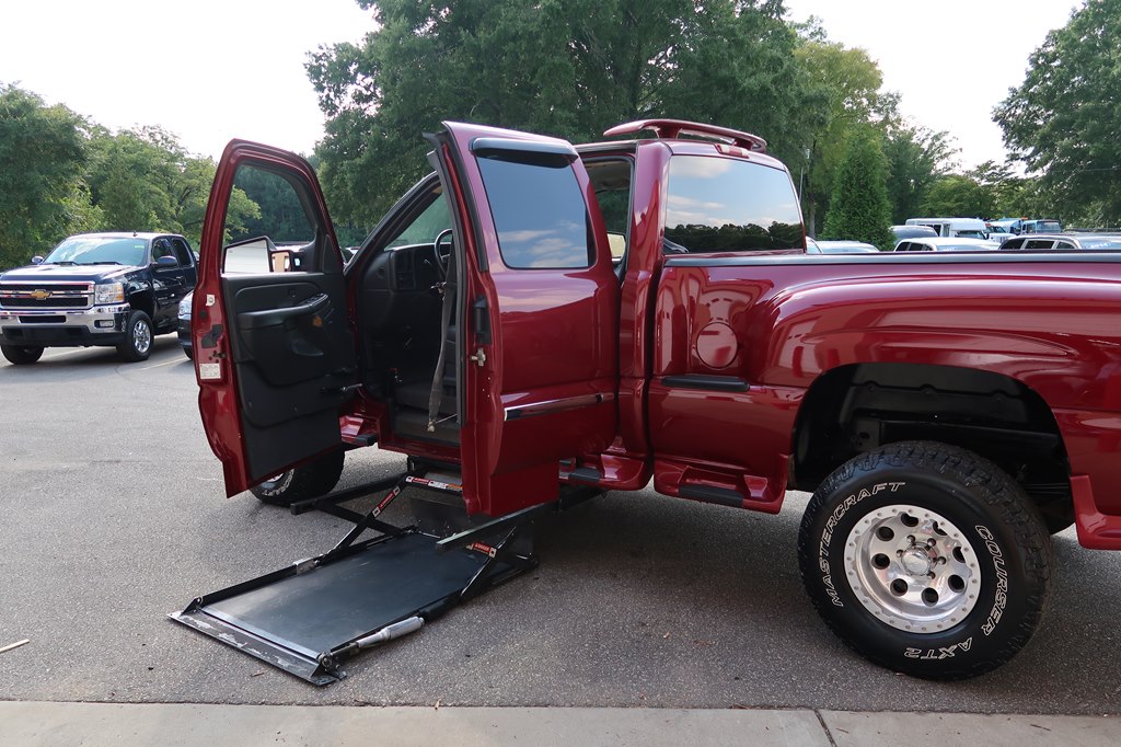 GMC W/ SUPERCHARGER STEPSIDE - TRUC 2004 GMC W/ SUPERCHARGER STEPSIDE - TRUC 1GTEC19TX4Z226581