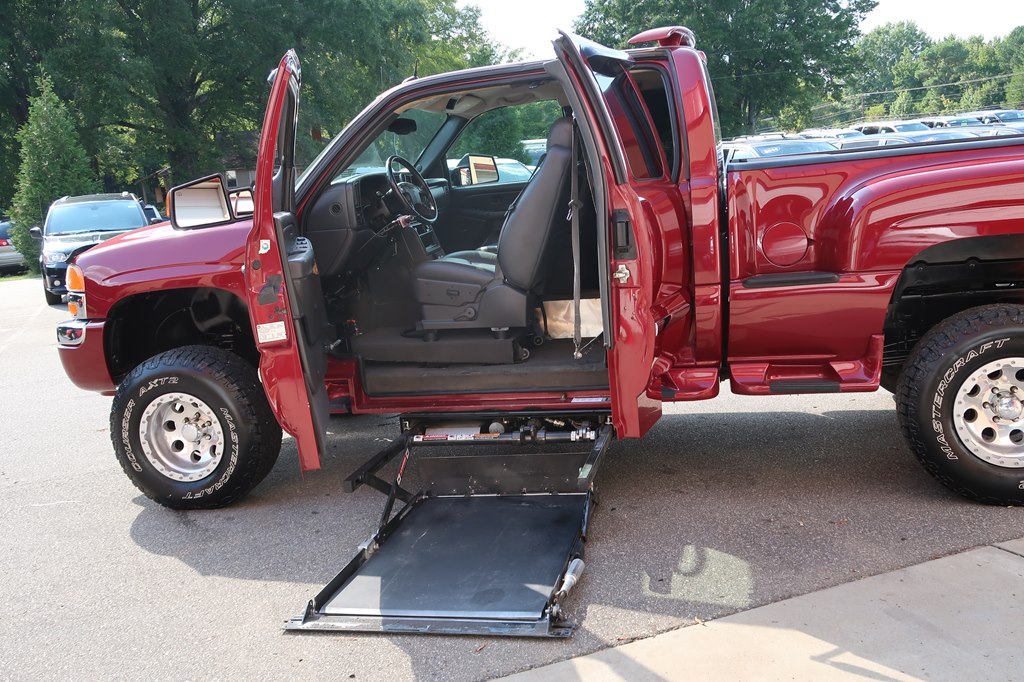GMC W/ SUPERCHARGER STEPSIDE - TRUC 2004 GMC W/ SUPERCHARGER STEPSIDE - TRUC 1GTEC19TX4Z226581