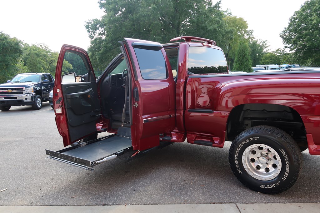 GMC W/ SUPERCHARGER STEPSIDE - TRUC 2004 GMC W/ SUPERCHARGER STEPSIDE - TRUC 1GTEC19TX4Z226581