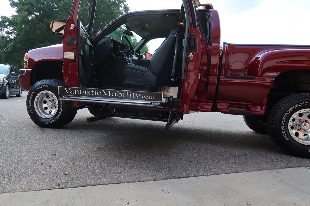 GMC W/ SUPERCHARGER STEPSIDE - TRUC 2004 GMC W/ SUPERCHARGER STEPSIDE - TRUC 1GTEC19TX4Z226581