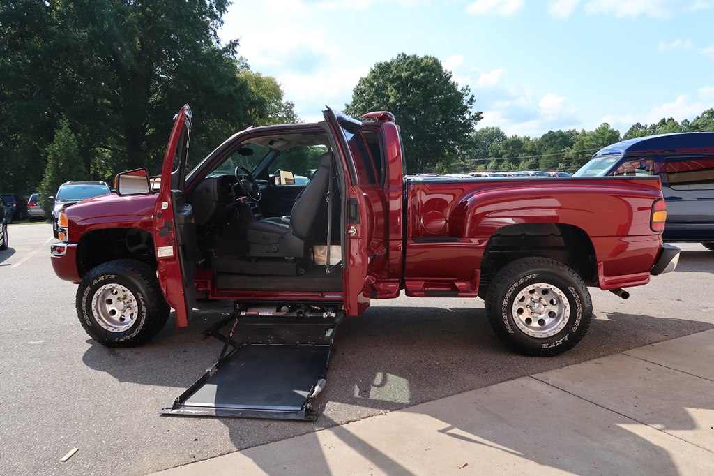GMC W/ SUPERCHARGER STEPSIDE - TRUC 2004 GMC W/ SUPERCHARGER STEPSIDE - TRUC 1GTEC19TX4Z226581