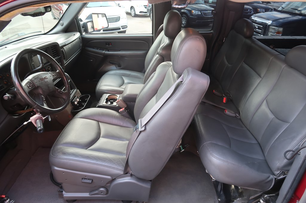 GMC W/ SUPERCHARGER STEPSIDE - TRUC 2004 GMC W/ SUPERCHARGER STEPSIDE - TRUC 1GTEC19TX4Z226581
