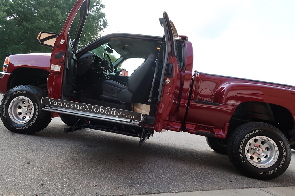 GMC W/ SUPERCHARGER STEPSIDE - TRUC 2004 GMC W/ SUPERCHARGER STEPSIDE - TRUC 1GTEC19TX4Z226581