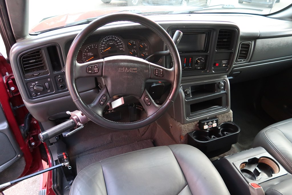 GMC W/ SUPERCHARGER STEPSIDE - TRUC 2004 GMC W/ SUPERCHARGER STEPSIDE - TRUC 1GTEC19TX4Z226581