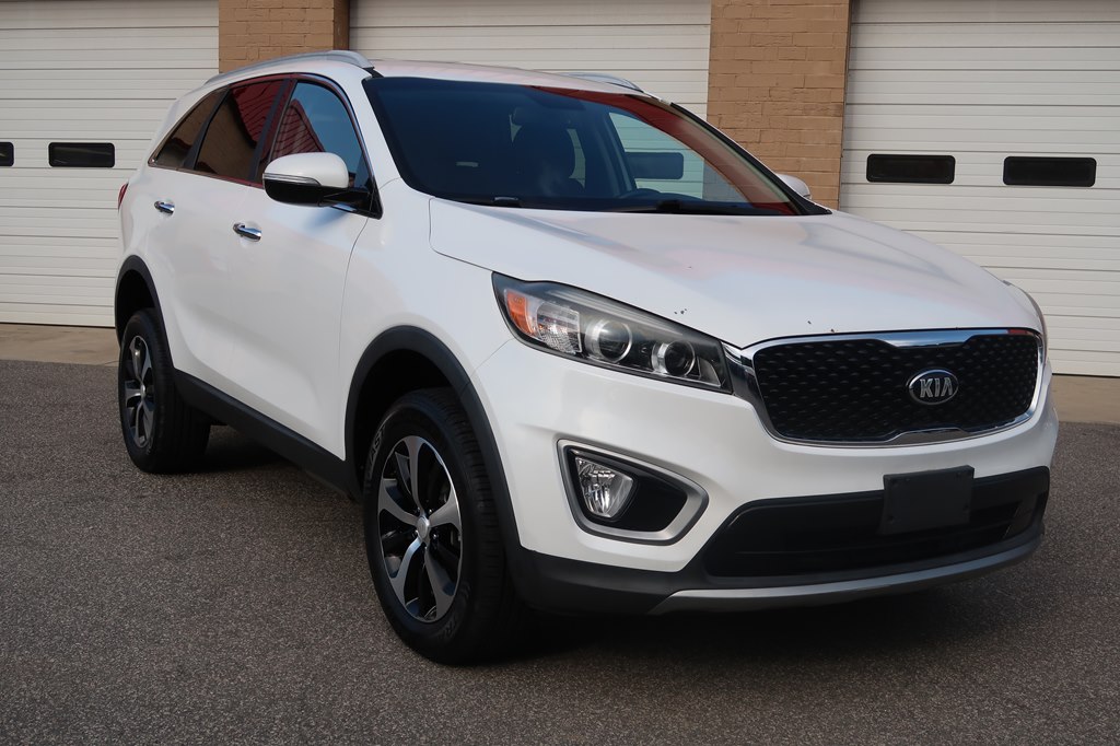 Photo 12 of this KIA SORENTO