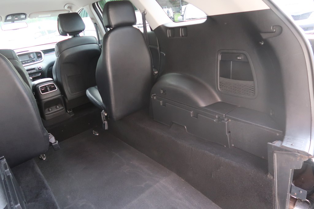 Photo 42 of this KIA SORENTO