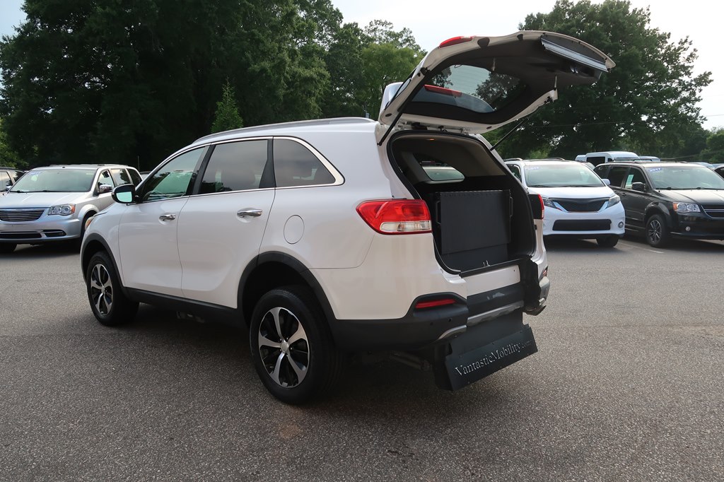 Photo 28 of this KIA SORENTO