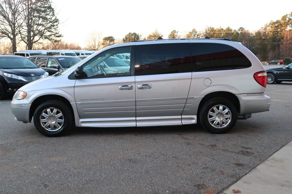 CHRYSLER TOWN & COUNTRY 2006 CHRYSLER TOWN & COUNTRY 2A8GP64L46R674757