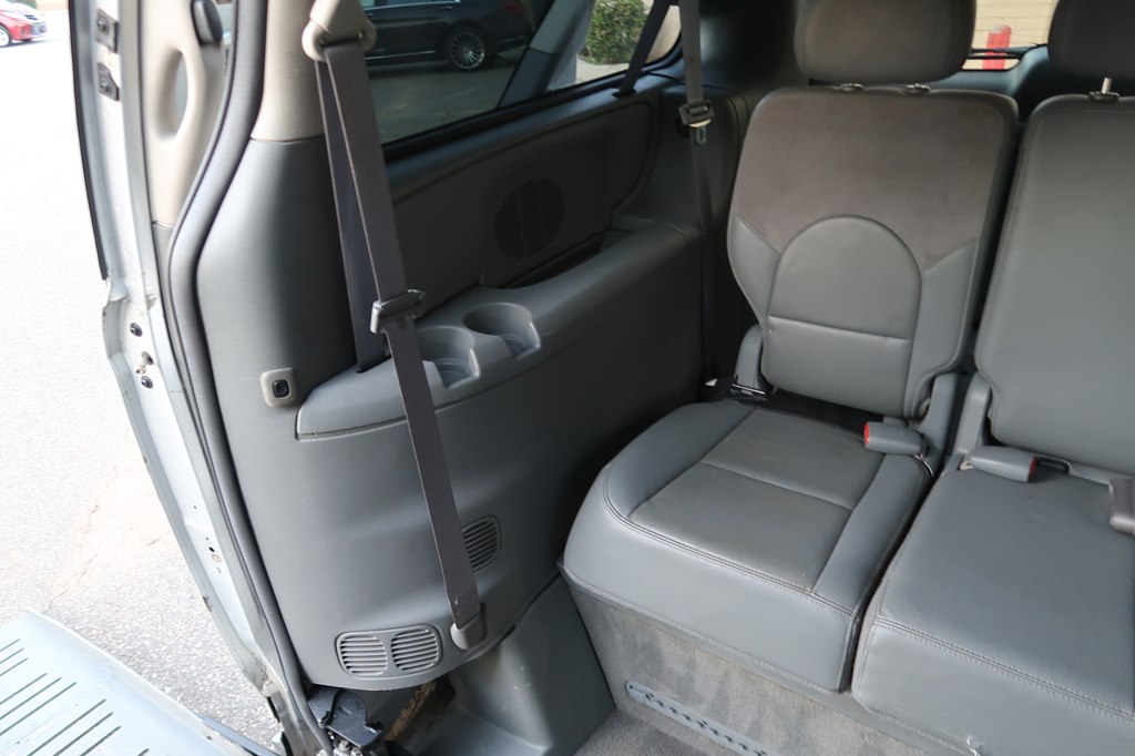CHRYSLER TOWN & COUNTRY 2006 CHRYSLER TOWN & COUNTRY 2A8GP64L46R674757