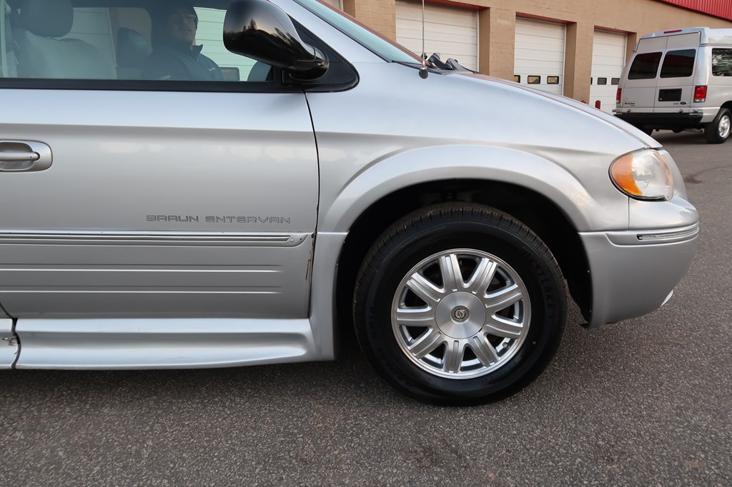 CHRYSLER TOWN & COUNTRY 2006 CHRYSLER TOWN & COUNTRY 2A8GP64L46R674757