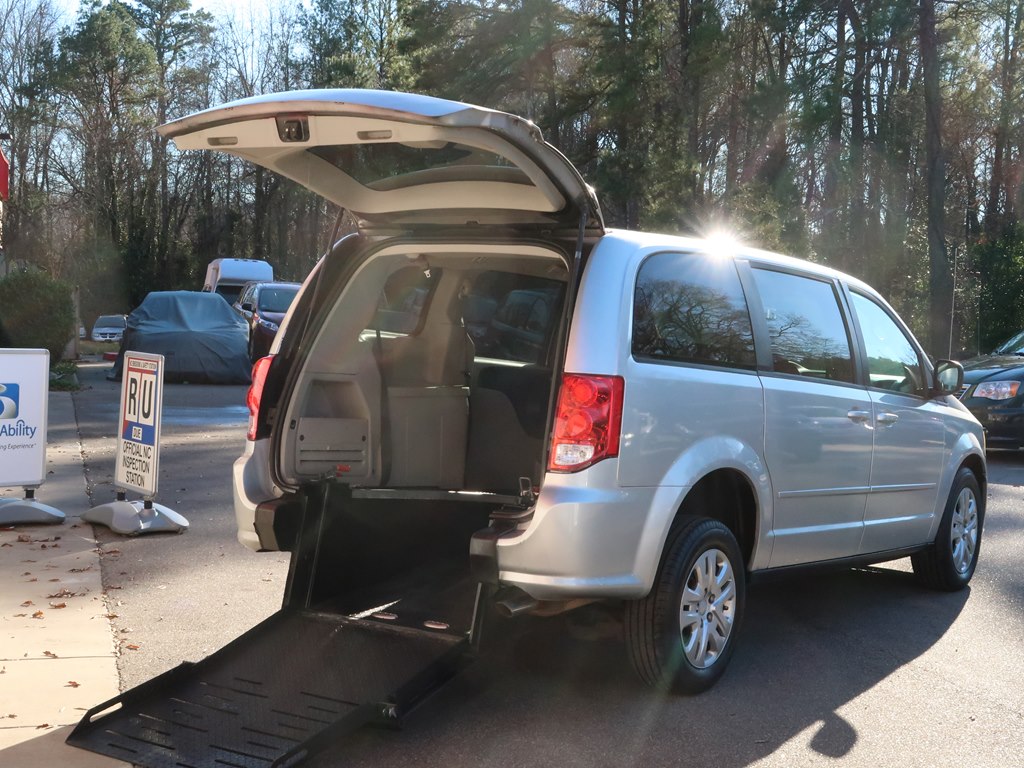 DODGE GRAND CARAVAN 2015 DODGE GRAND CARAVAN 2C4RDGBG7FR542158