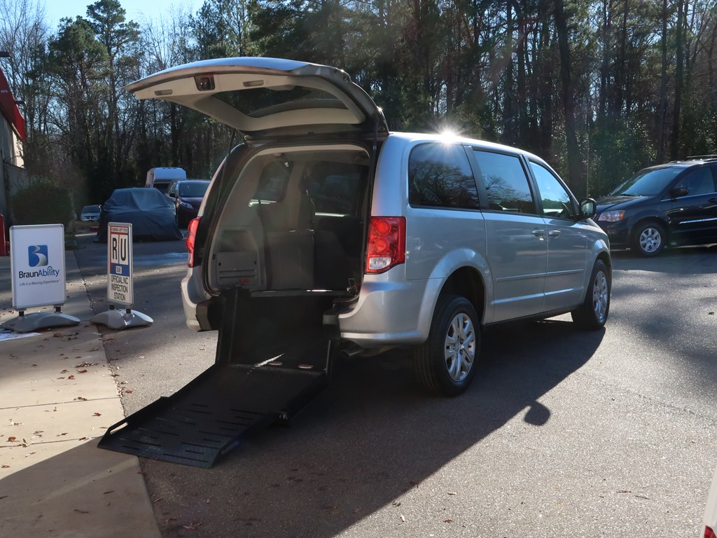 DODGE GRAND CARAVAN 2015 DODGE GRAND CARAVAN 2C4RDGBG7FR542158
