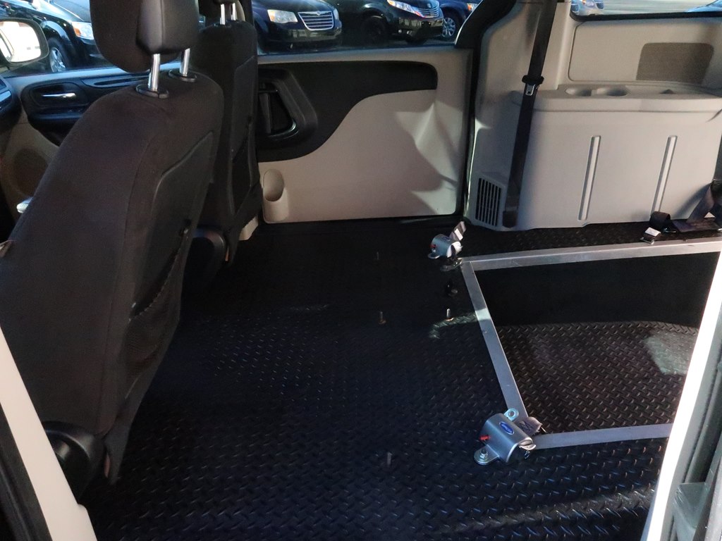 DODGE GRAND CARAVAN 2015 DODGE GRAND CARAVAN 2C4RDGBG7FR542158