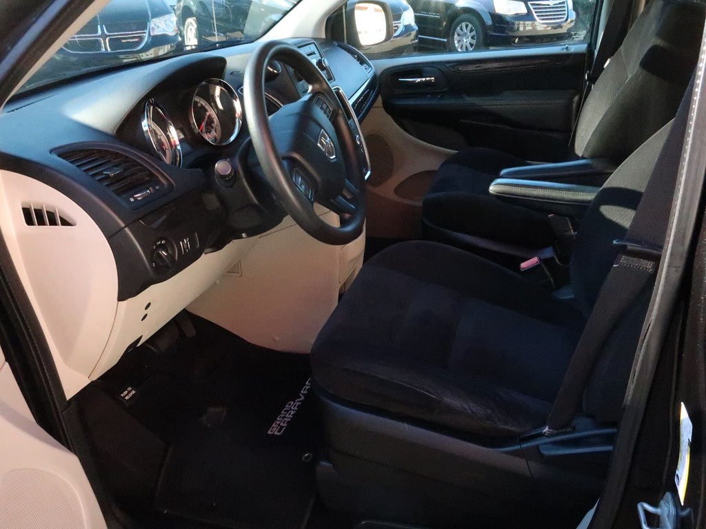 DODGE GRAND CARAVAN 2015 DODGE GRAND CARAVAN 2C4RDGBG7FR542158