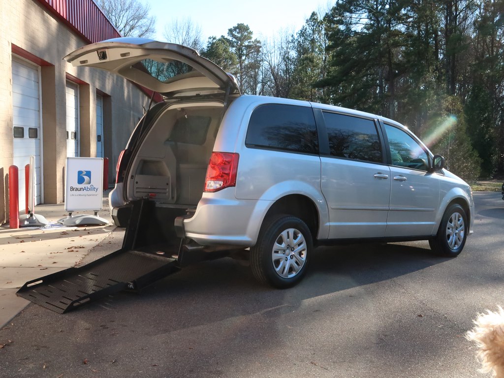 DODGE GRAND CARAVAN 2015 DODGE GRAND CARAVAN 2C4RDGBG7FR542158