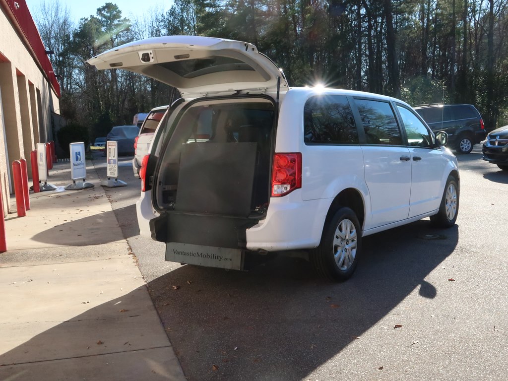 Photo 54 of this DODGE GRAND CARAVAN