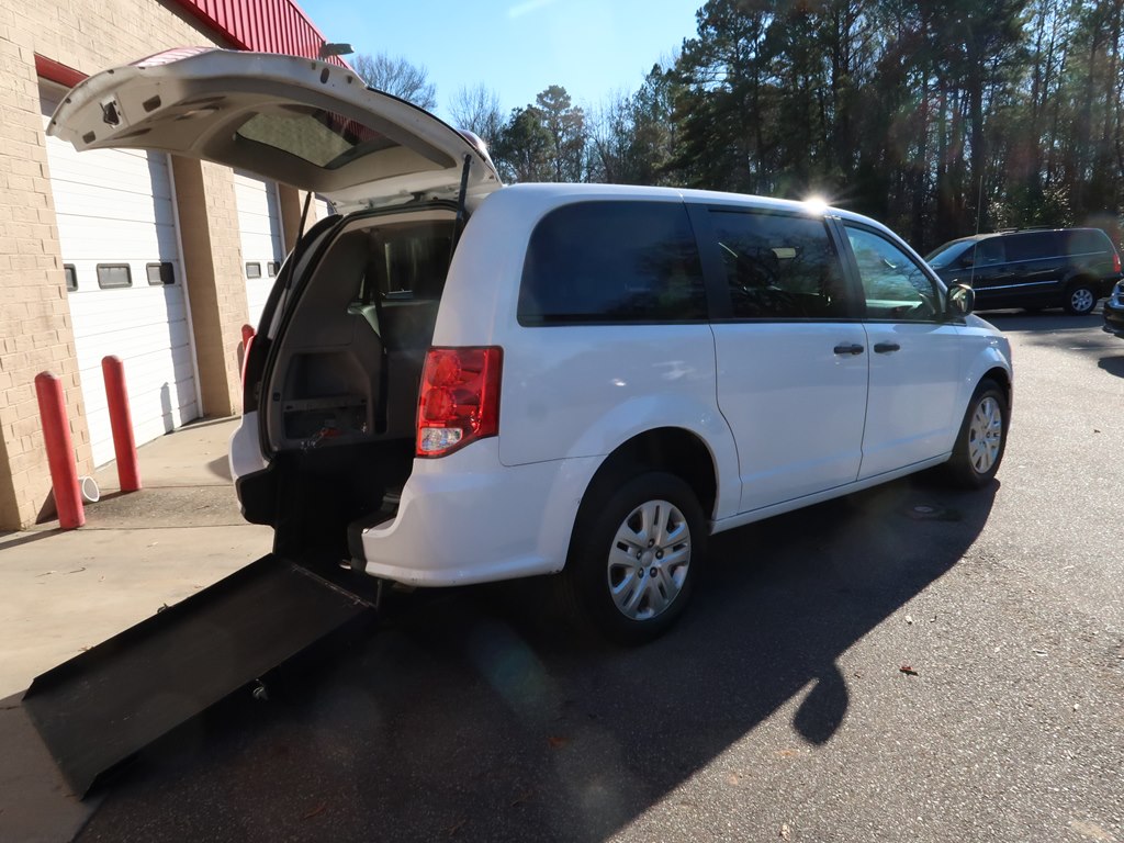 Photo 20 of this DODGE GRAND CARAVAN