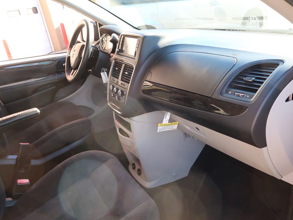 Photo 38 of this DODGE GRAND CARAVAN