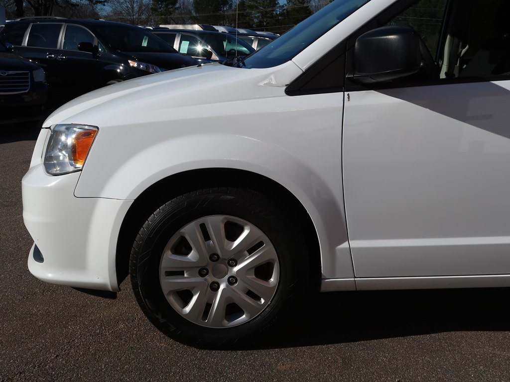 Photo 43 of this DODGE GRAND CARAVAN
