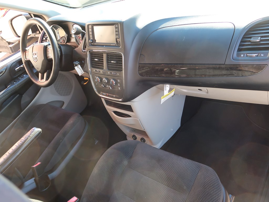 Photo 78 of this DODGE GRAND CARAVAN