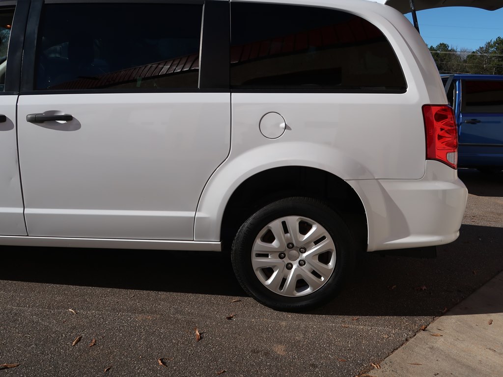 Photo 42 of this DODGE GRAND CARAVAN