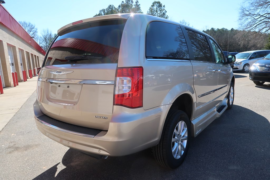 CHRYSLER TOWN & COUNTRY 2015 CHRYSLER TOWN & COUNTRY 2C4RC1GG1FR716508