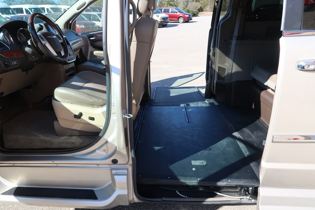 CHRYSLER TOWN & COUNTRY 2015 CHRYSLER TOWN & COUNTRY 2C4RC1GG1FR716508