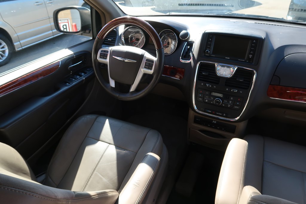 CHRYSLER TOWN & COUNTRY 2015 CHRYSLER TOWN & COUNTRY 2C4RC1GG1FR716508